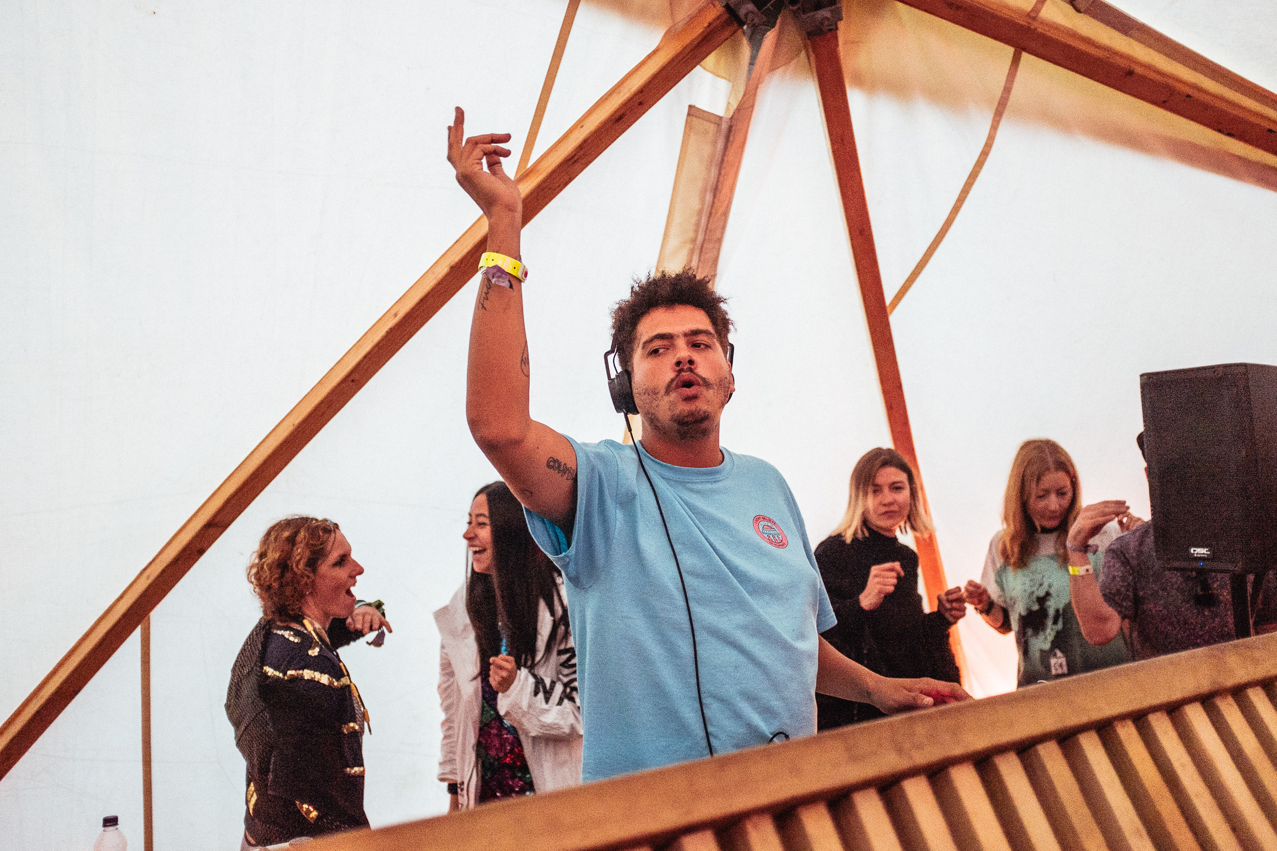 046 Seth Troxler Houghton Festival Norfolk 10 6 16 Photo by Mike Massaro 046