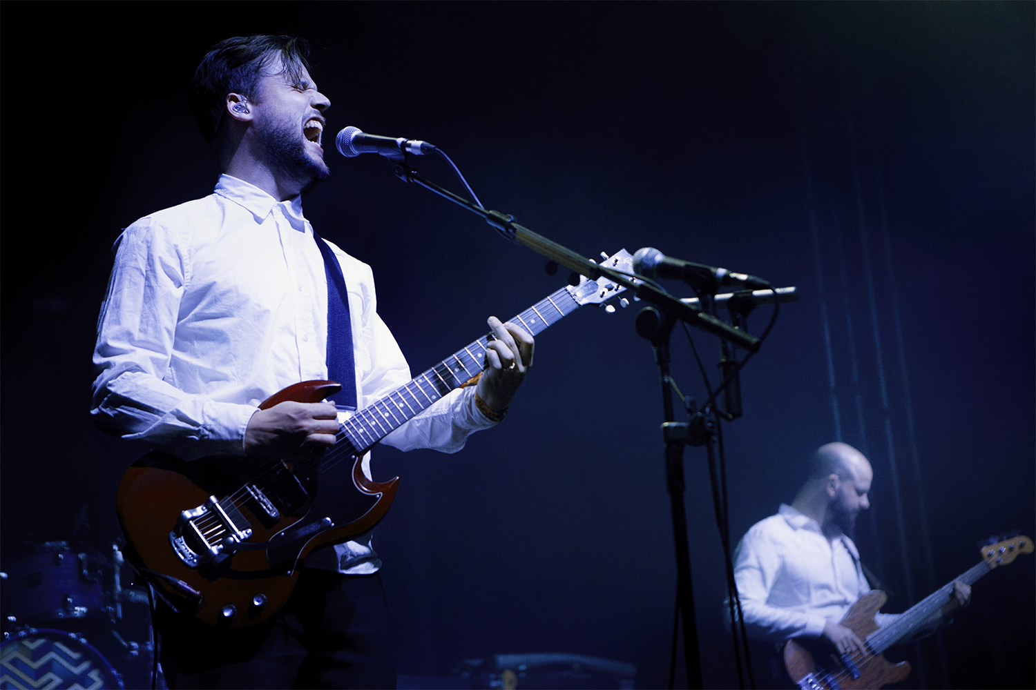 LAT White Lies 2a Leeds 29 03 17 Chris Almeida