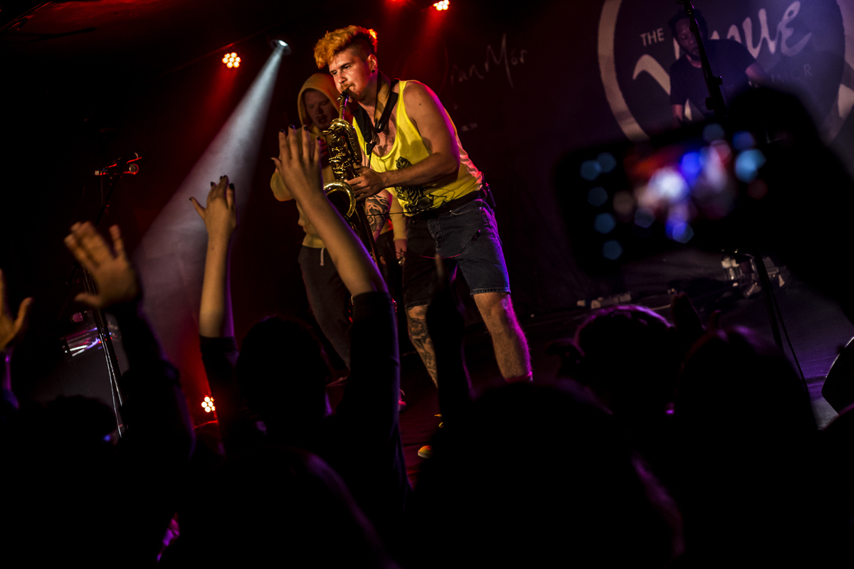 18 Too Many Zooz Oran Mor 17 08 2017