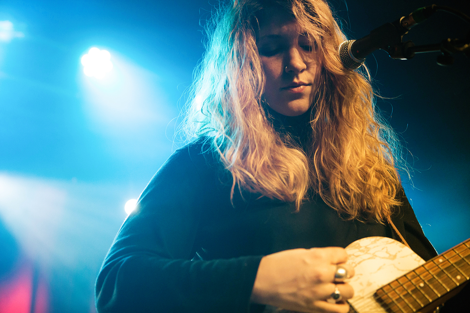 Widowspeak 13 Oslo London 21 11 17 Chris Almeida