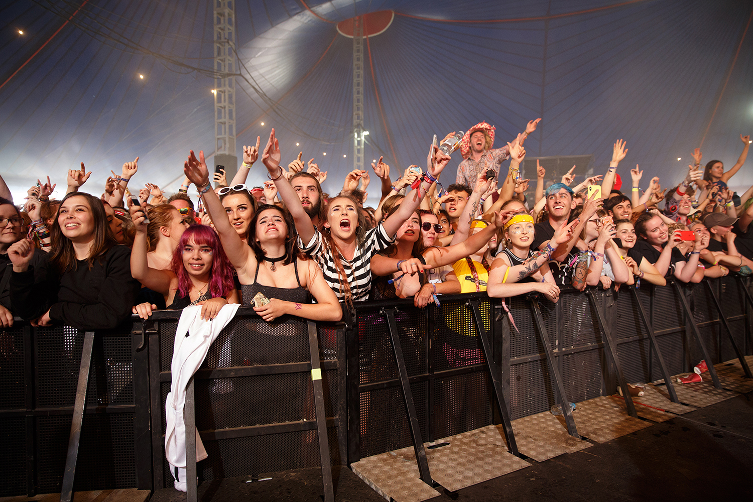 Crowd reading18 bc09