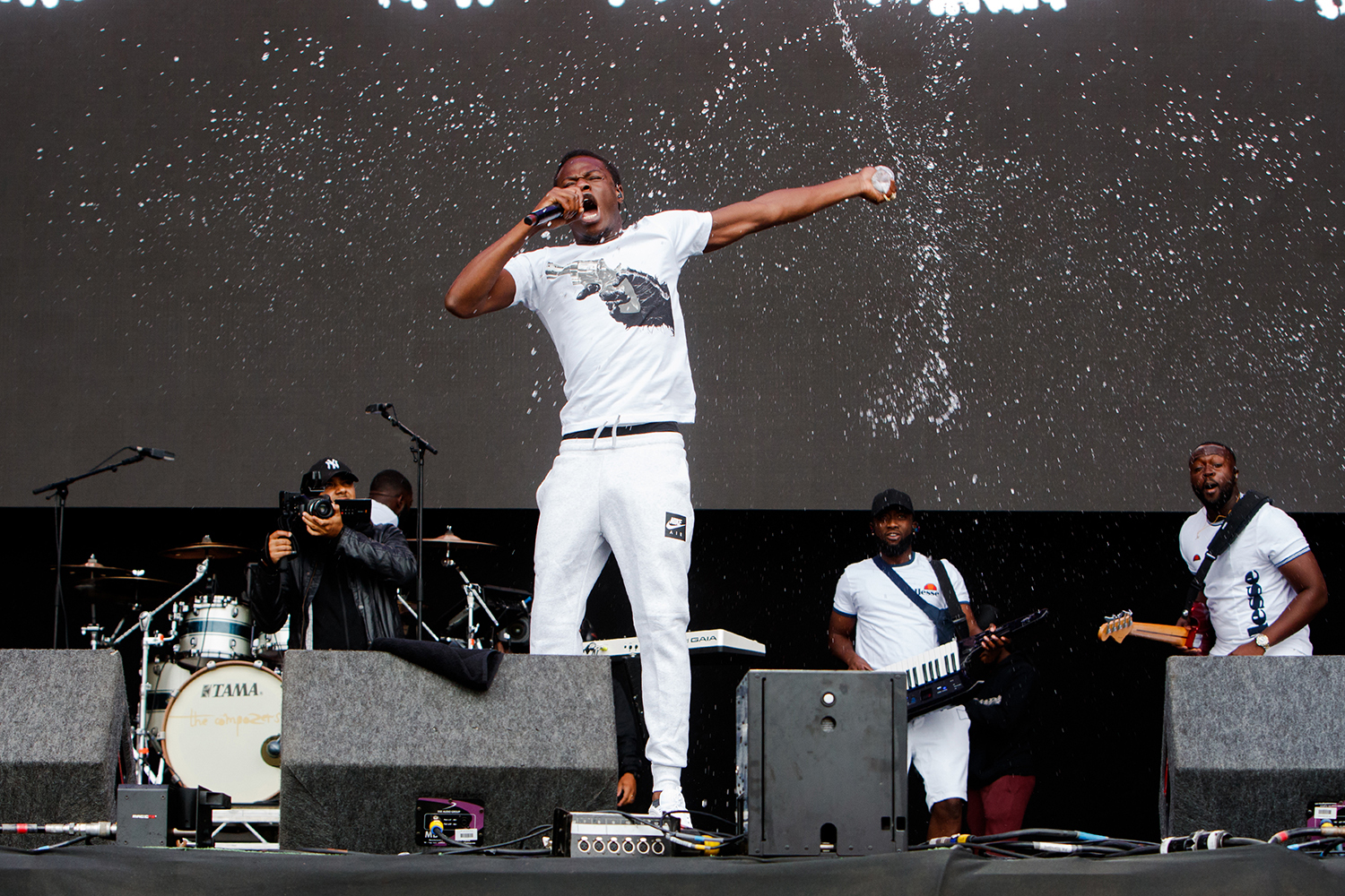 J hus Reading18 byburakcingi