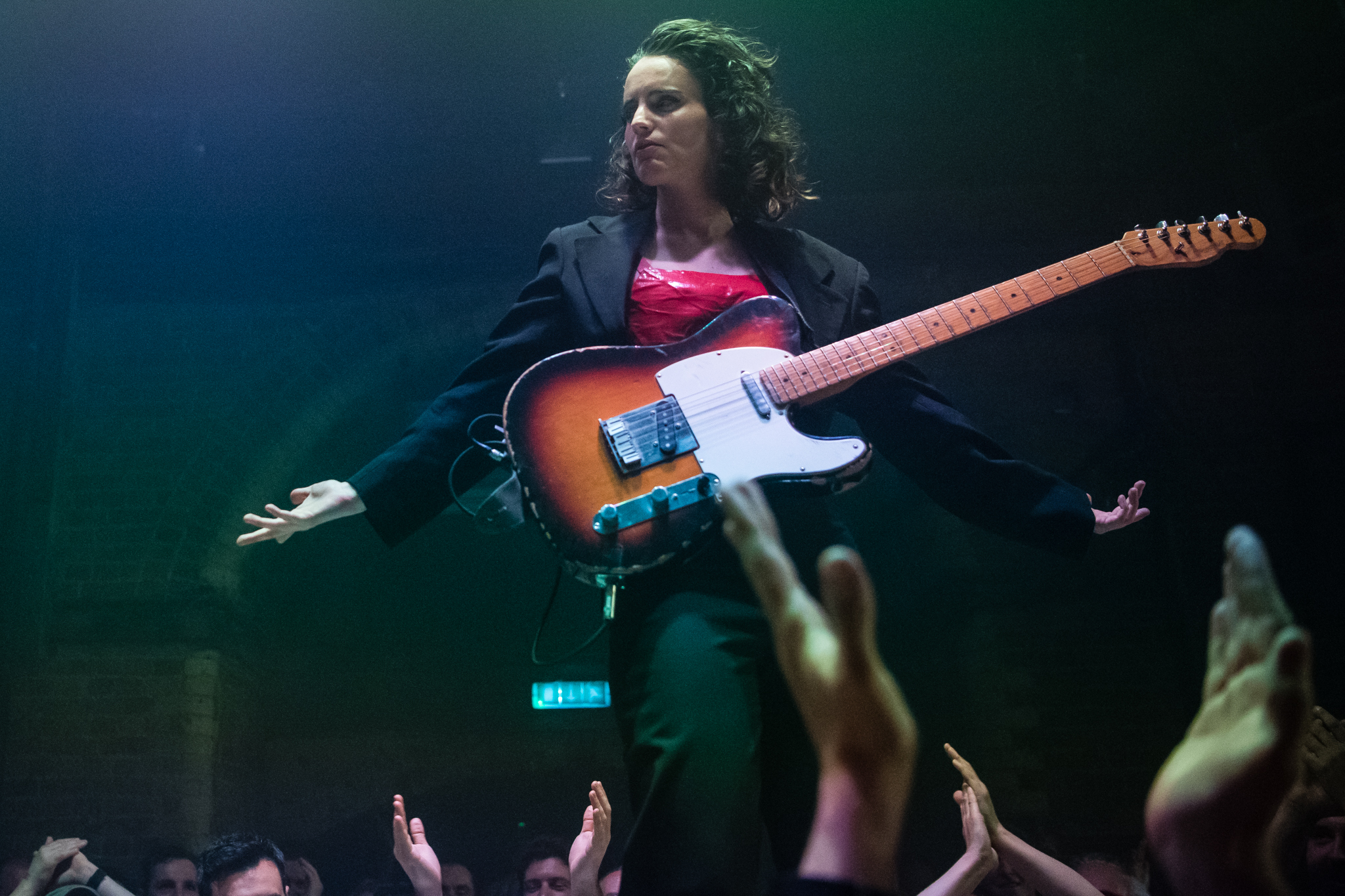 07 Anna Calvi Heaven Jon Mo