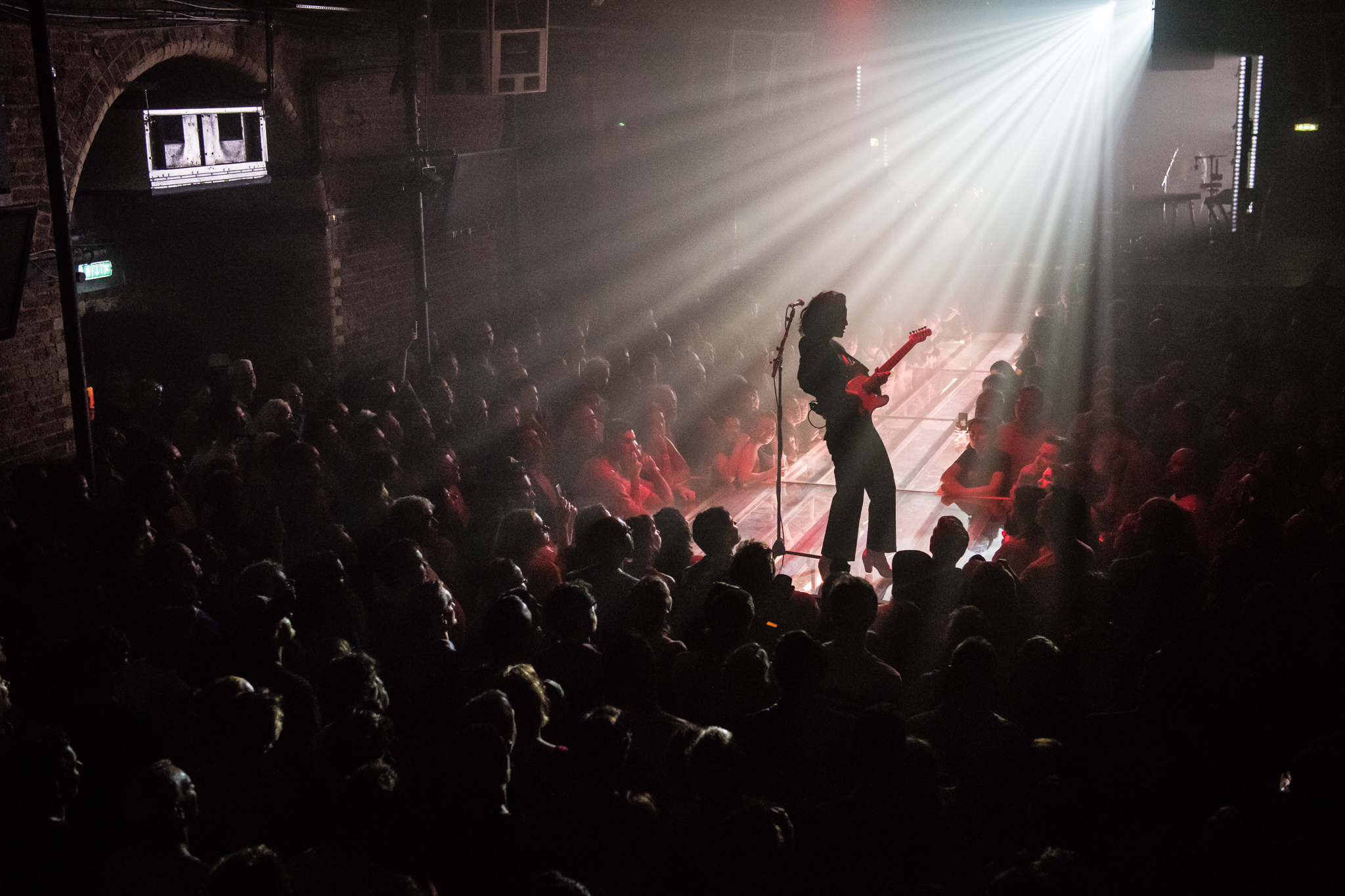 08 Anna Calvi Heaven Jon Mo