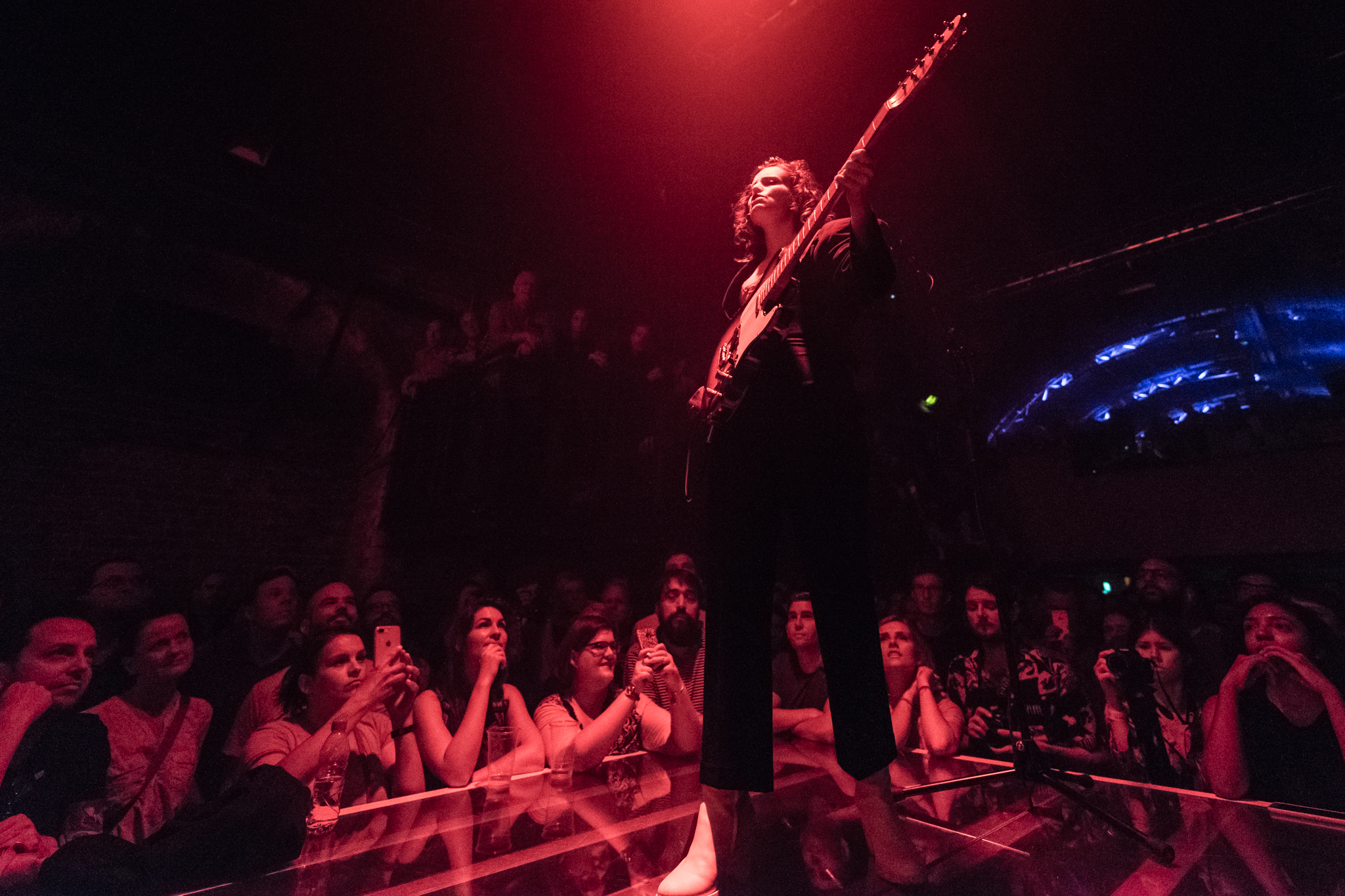 14 Anna Calvi Heaven Jon Mo