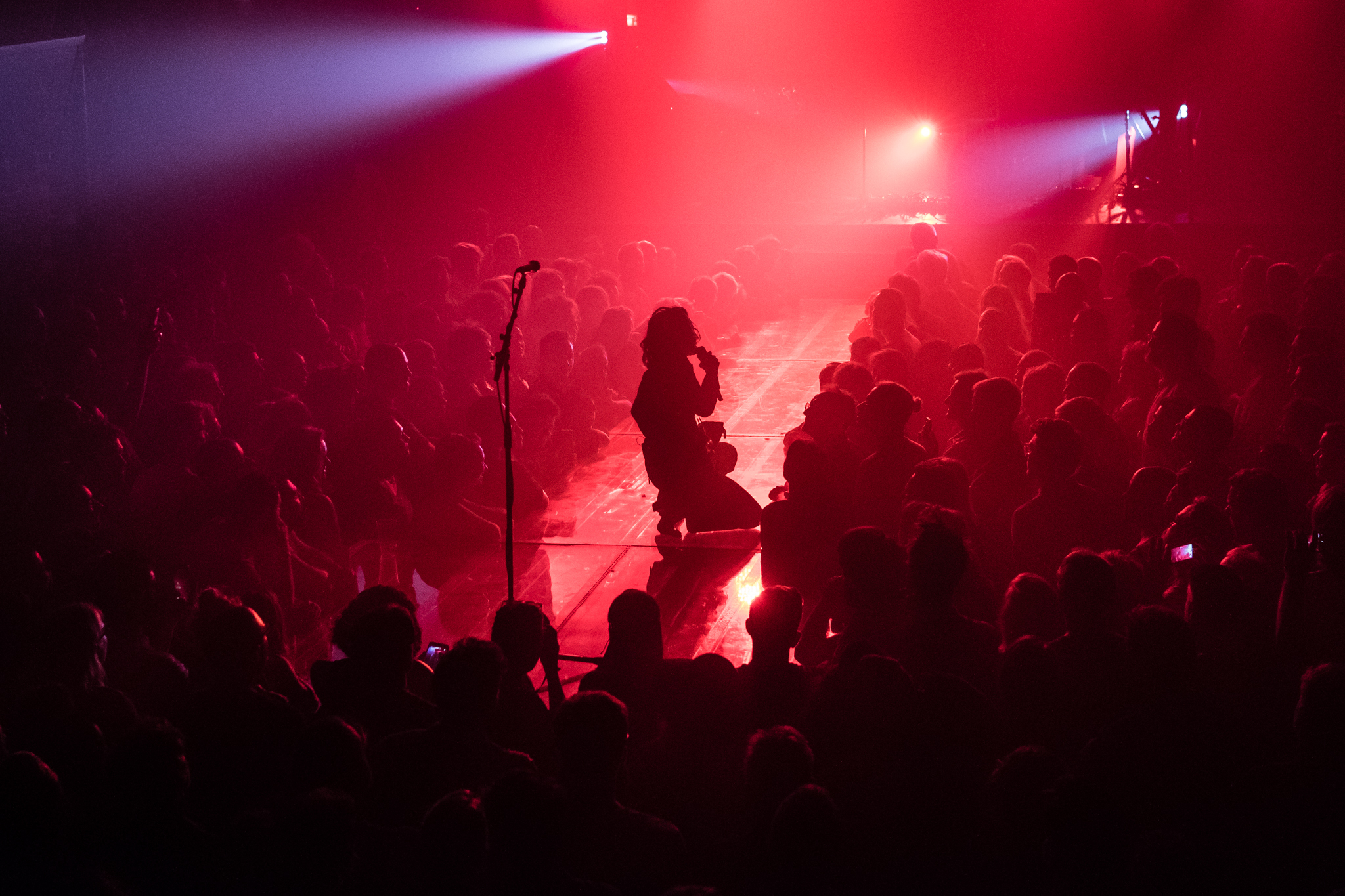 17 Anna Calvi Heaven Jon Mo