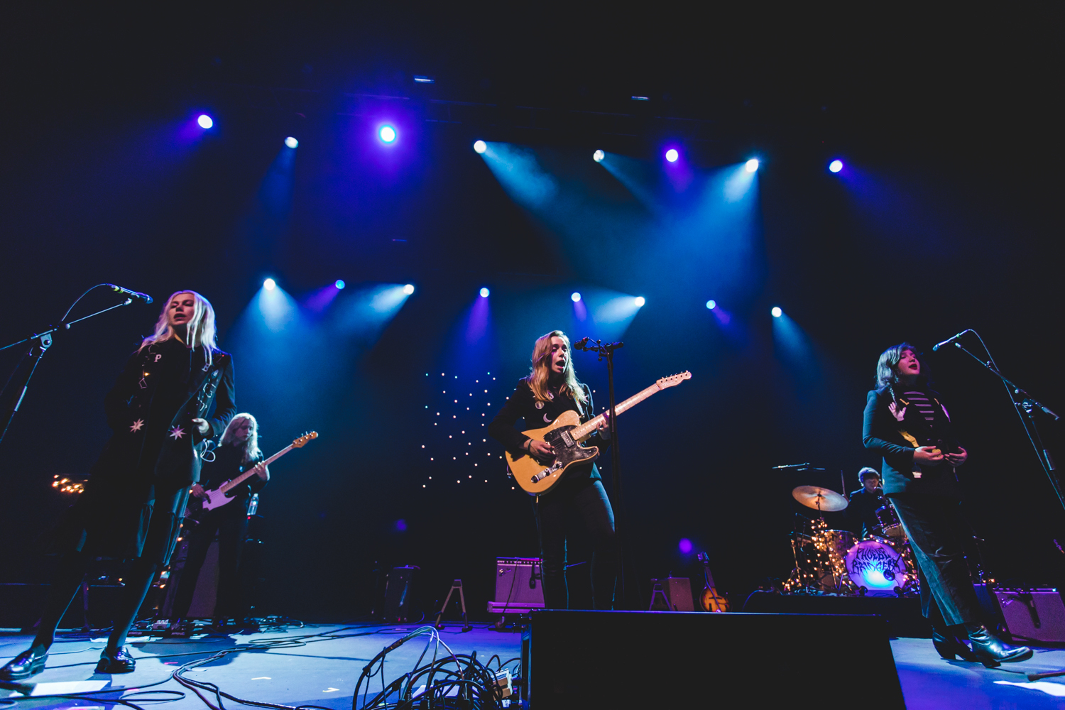 Boygenius Fox Theatre in oakland 181127 by Ian Young 20