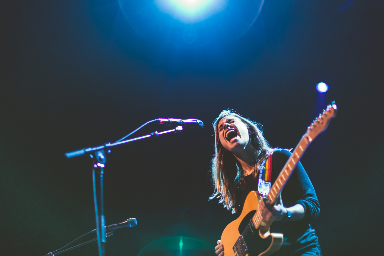 Boygenius Julien Baker at the Fox Theatre in oakland 181127 by Ian Young 11