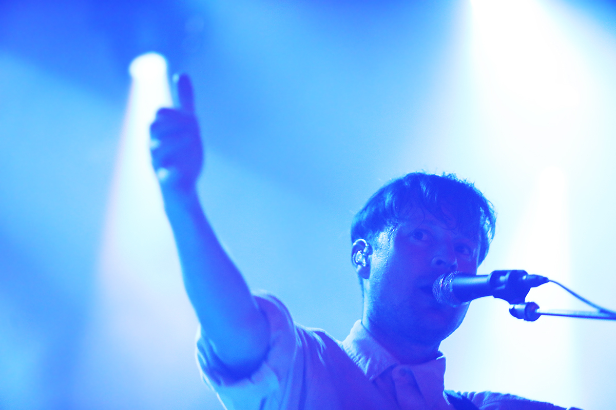 The Line of Best Fit Django Django by Kirstie Shanley in Chicago at The Metro October 5th 2018 04