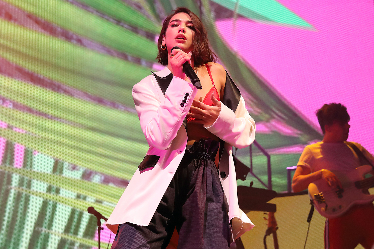 Dua lipa allyp20418 bc01