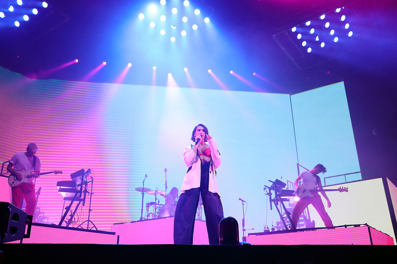 Dua lipa allyp20418 bc03