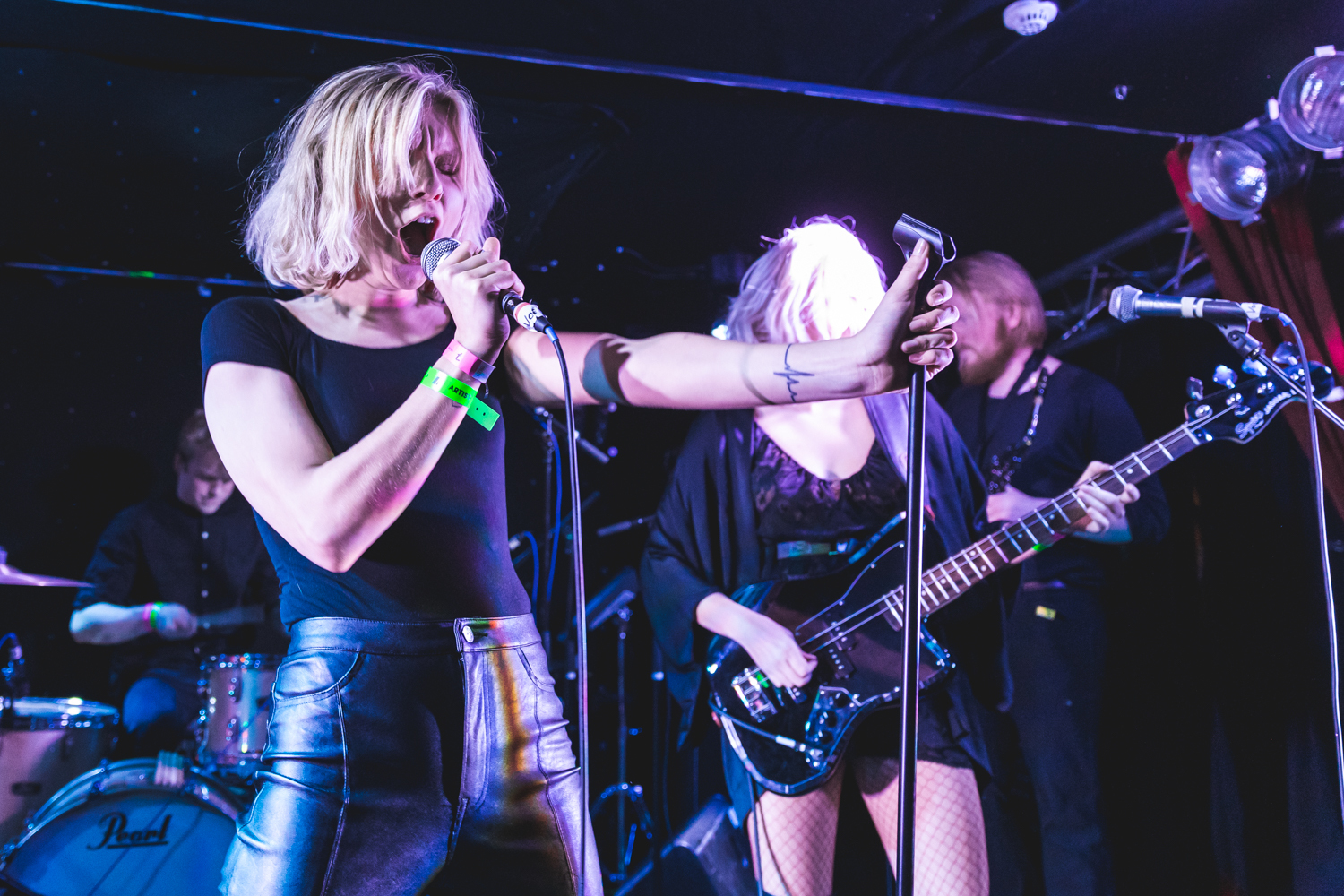 Hormonar at Iceland Airwaves 2018 by Ian Young 12