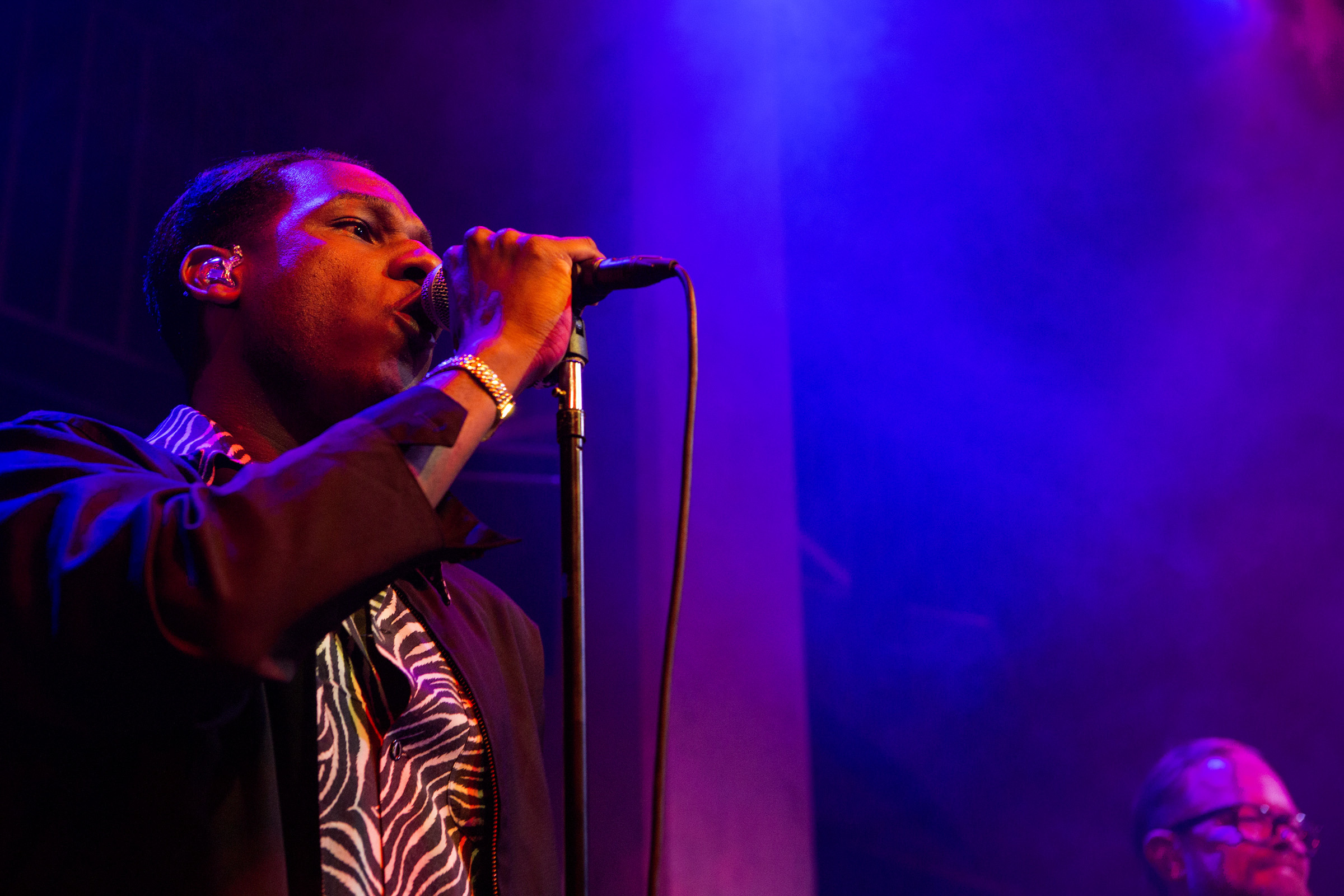 Leon Bridges Jazz Cafe London 9 04 18 7 C Photo by Quetzal Maucci0004