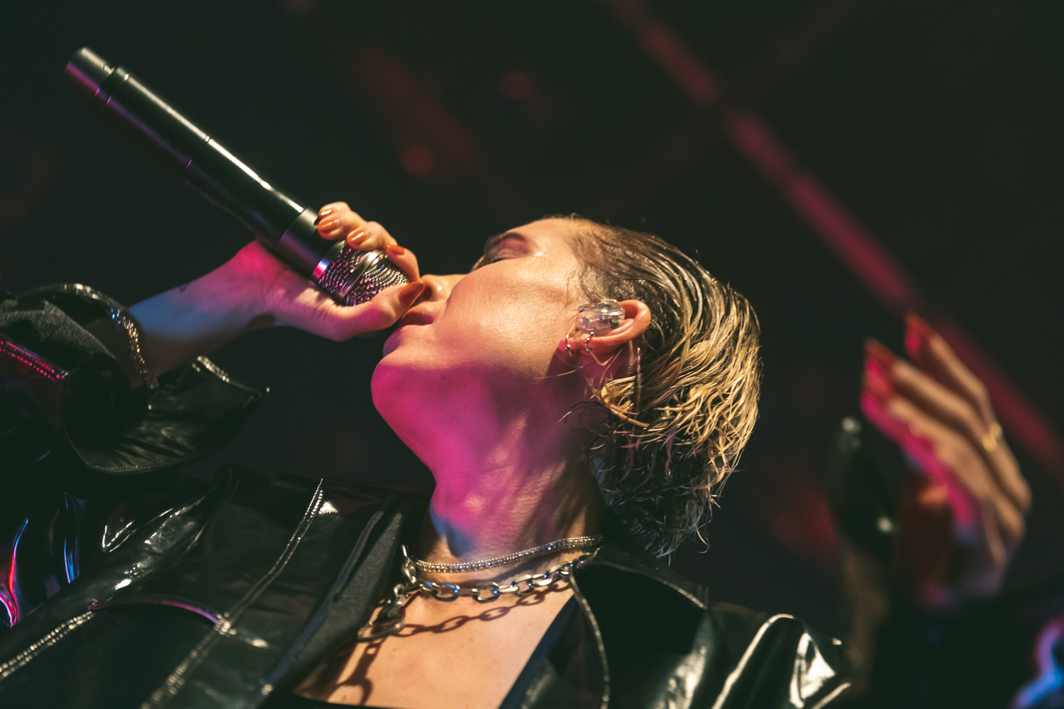 Lykke Li at Milkweg in Amsterdam 051118 by Ian Young 07
