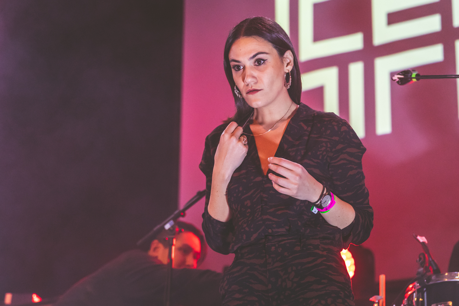 Nadine Shah at Iceland Airwaves 2018 by Ian Young 04
