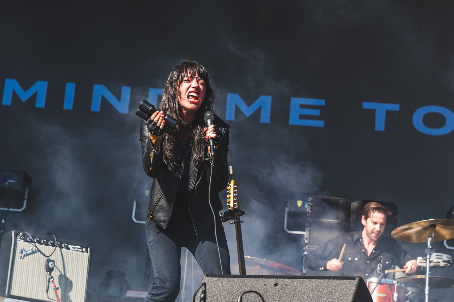 Sharon Van Etten Treasure Island Music Festival2018 by Ian Young 01