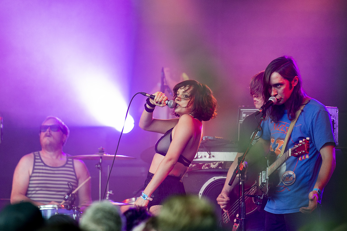 A Giant Dog Levitation Fest 042618 Andy Pareti 1