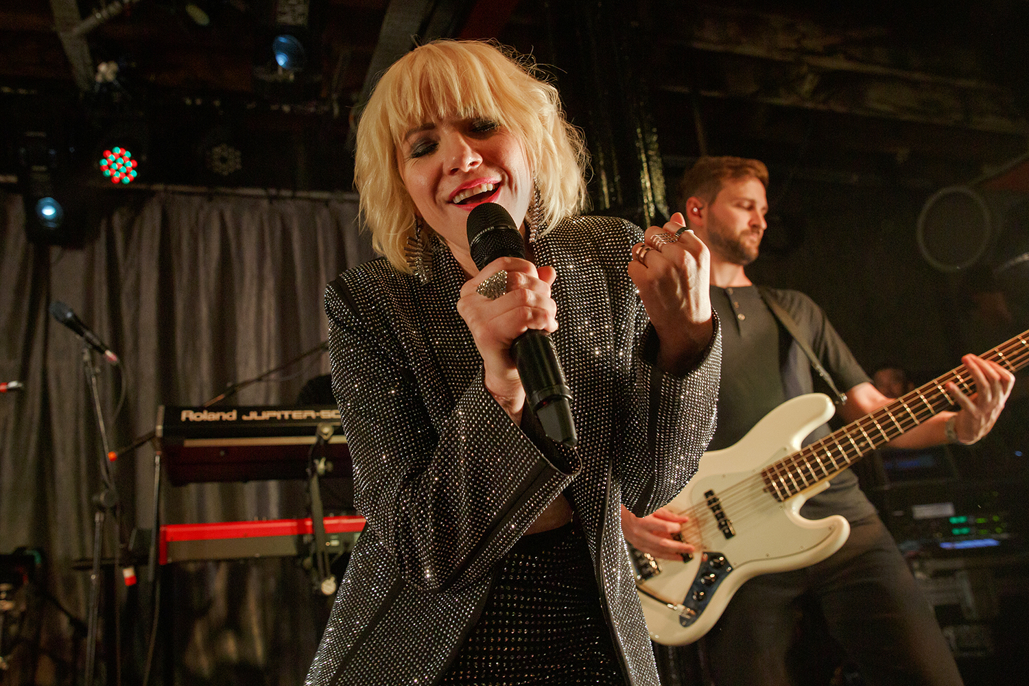 Carly rae jepsen xoyo 290519 burakcingi10