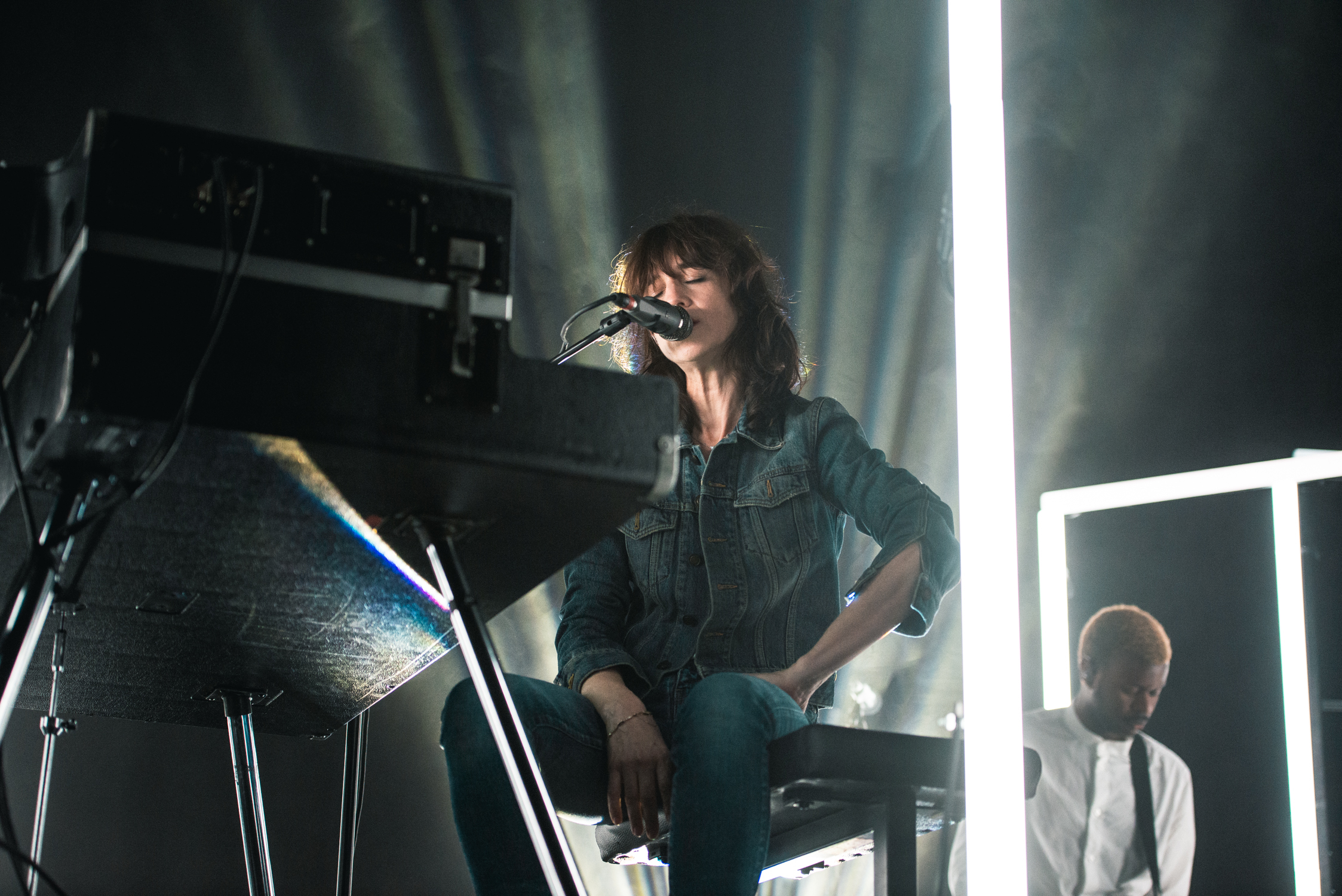 Charlotte Gainsbourg Brooklyn Steel NYC 4 09 19 Julia Drummond DSC 1133 2
