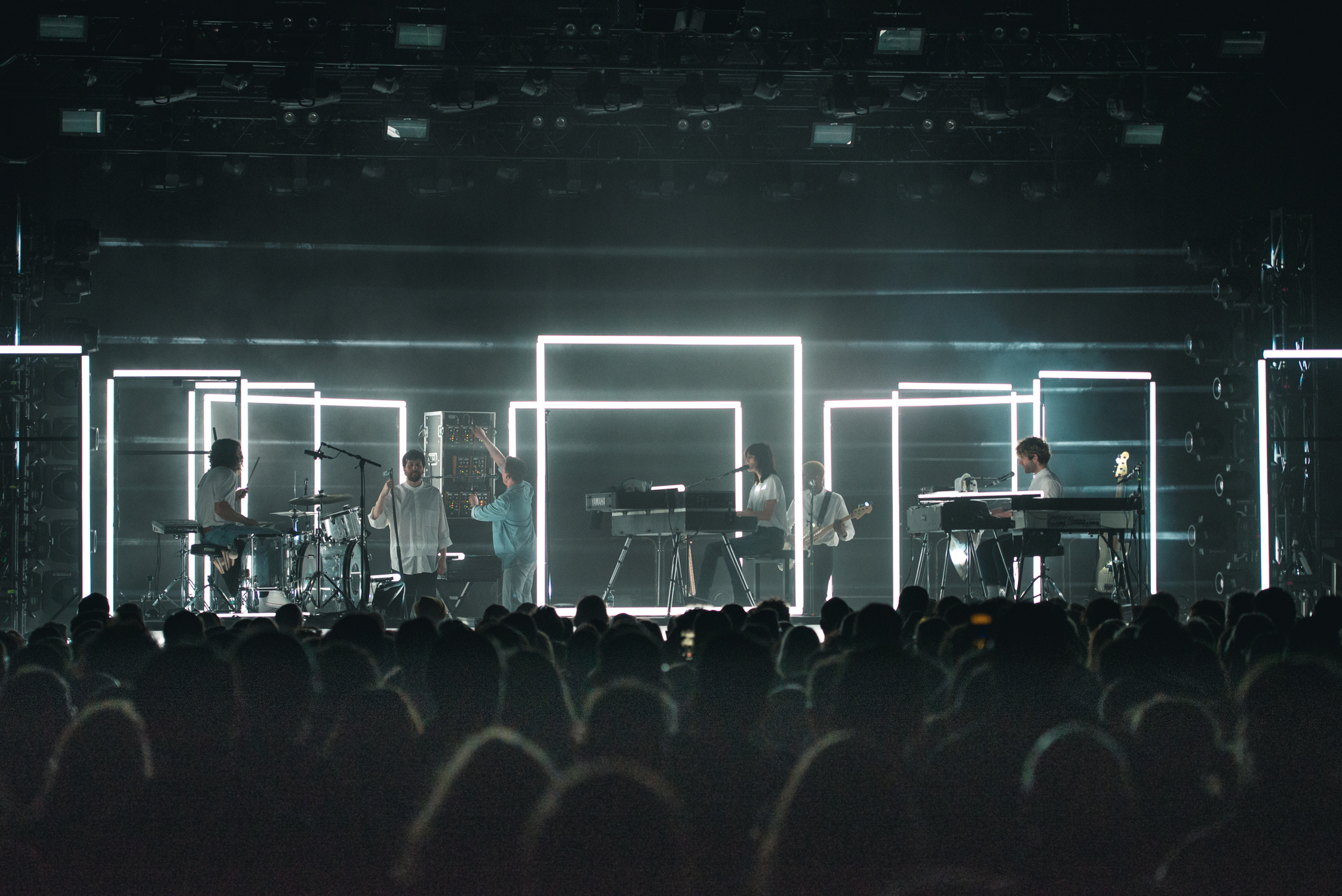Charlotte Gainsbourg Brooklyn Steel NYC 4 09 19 Julia Drummond DSC 1339 2