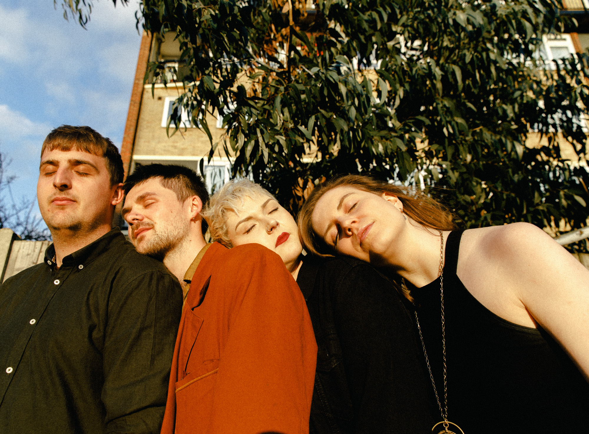 Anothersky 5min mariekemacklon 9207