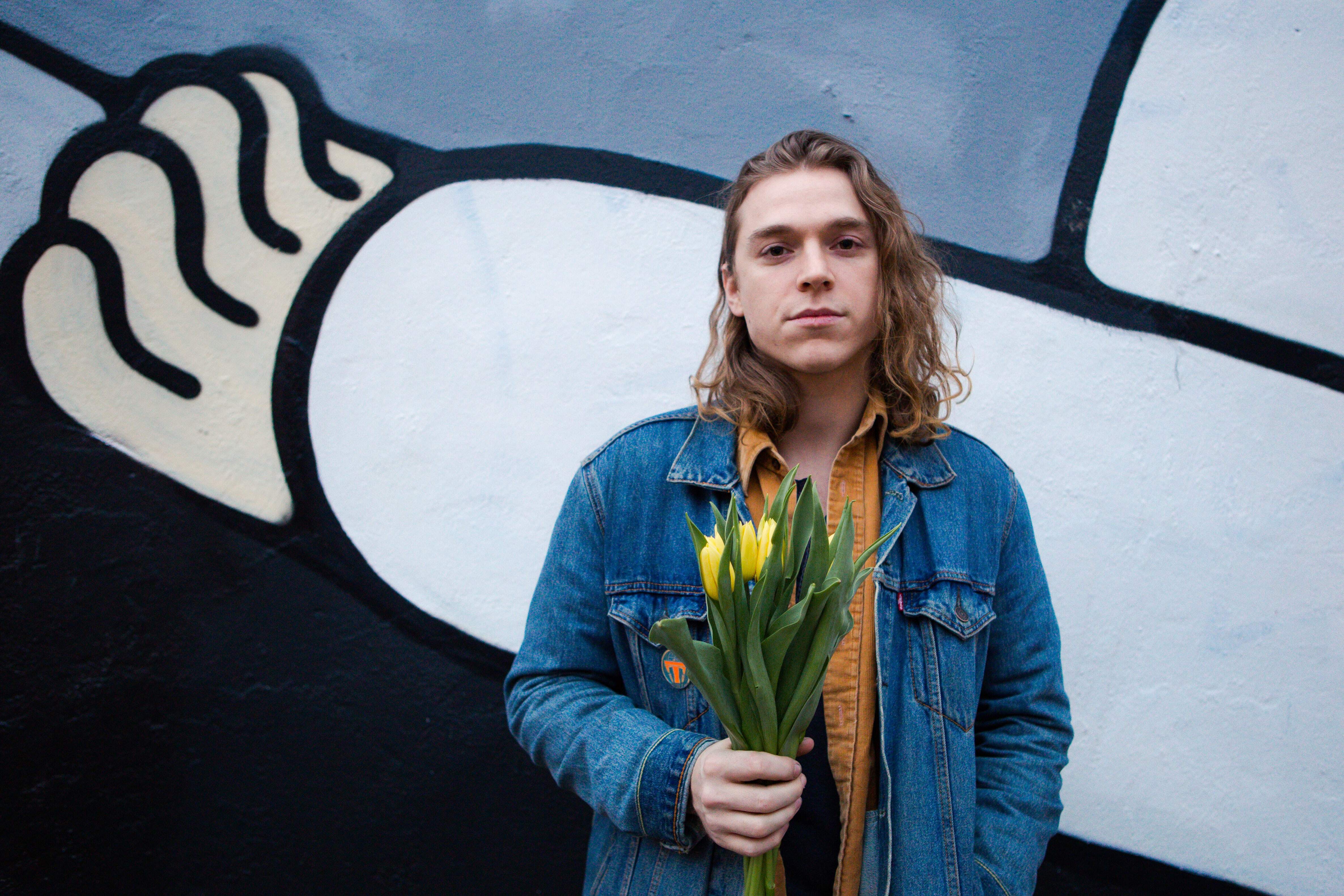 Demob Happy 9 London Chris Almeida copy copy min