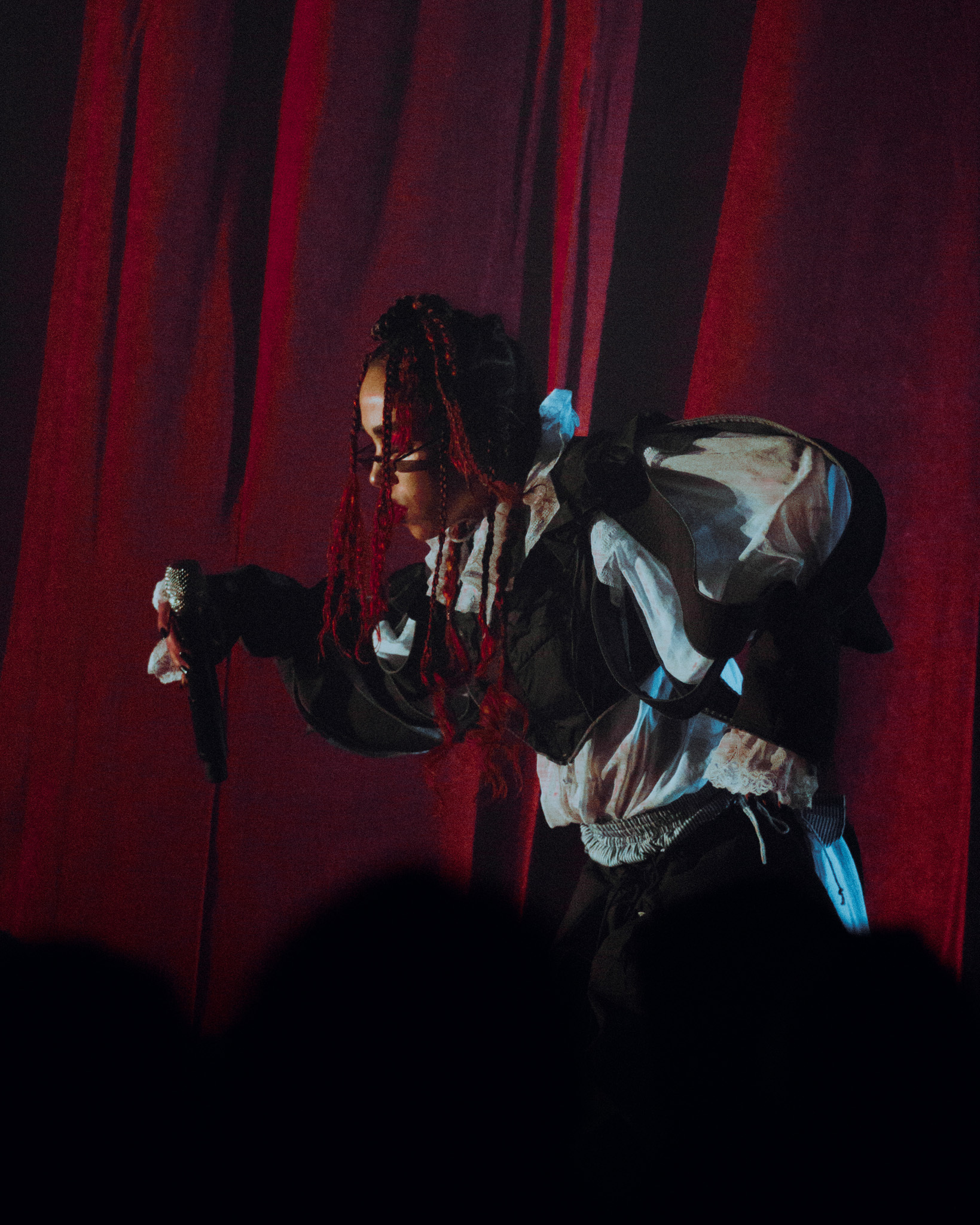 FKA Twigs Vogue Theatre Vancouver 110119 035