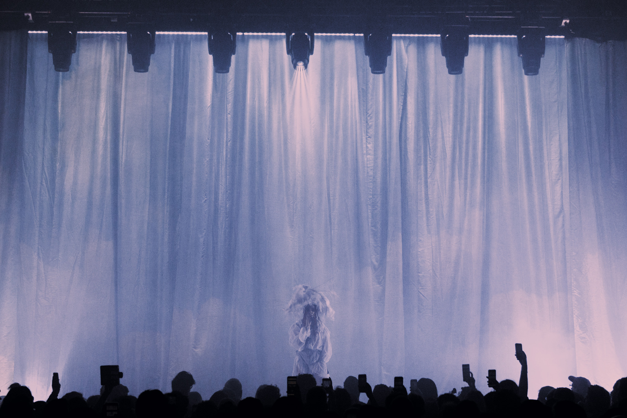 FKA Twigs Vogue Theatre Vancouver 110119 062