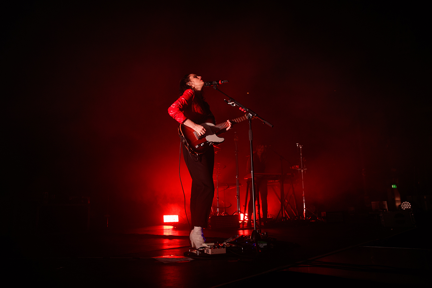 Anna calvi roundhouse 070219 burakcingi07