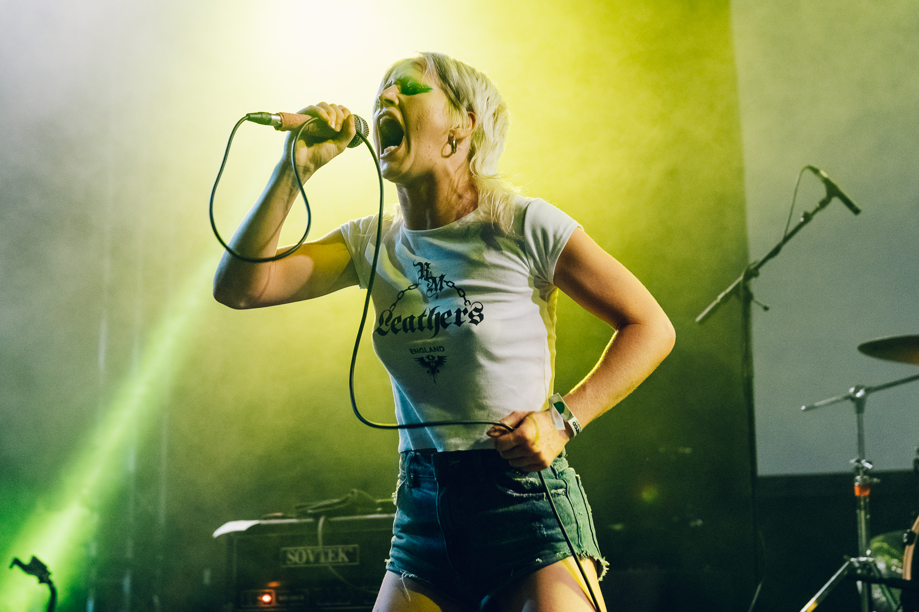 Amyl The Sniffers Mac De Marco Will See You Now Margate 300619 by Joshua Atkins 9