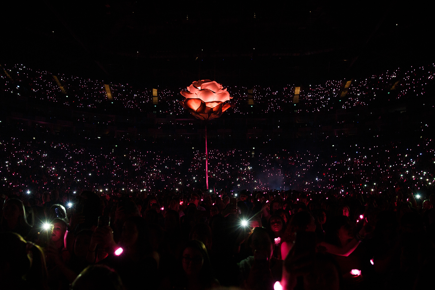 Shawn mendes o2arena 160419 burak cingi01