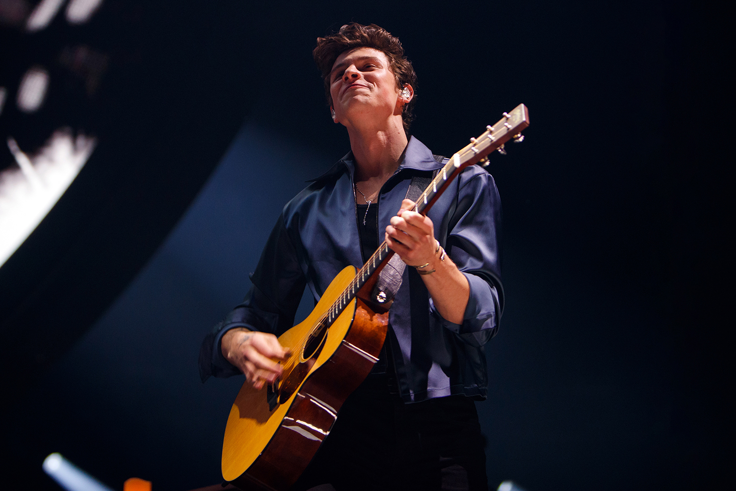 Shawn mendes o2arena 160419 burak cingi09