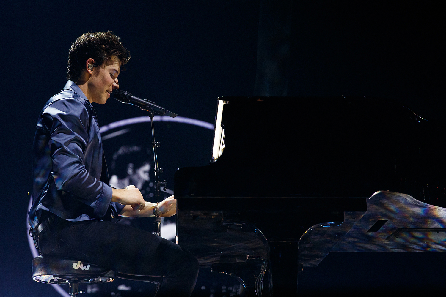 Shawn mendes o2arena 160419 burak cingi15