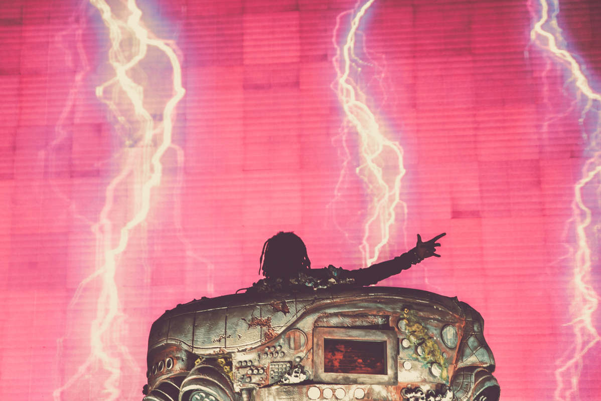 Flying Lotus Desert Daze Lake Perris CA 10 11 13 19 Erika Reinsel 30