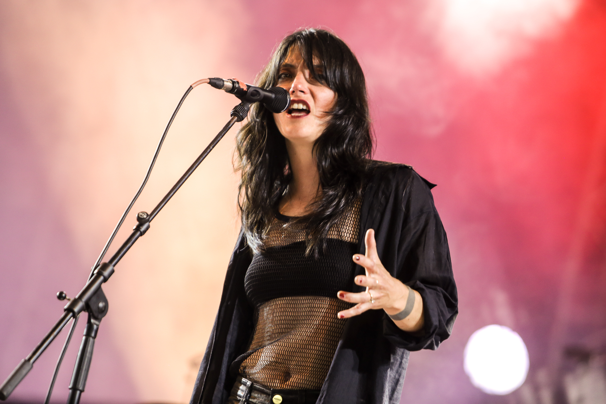 Sharon Van Etten Nos Alive Chris Almeida