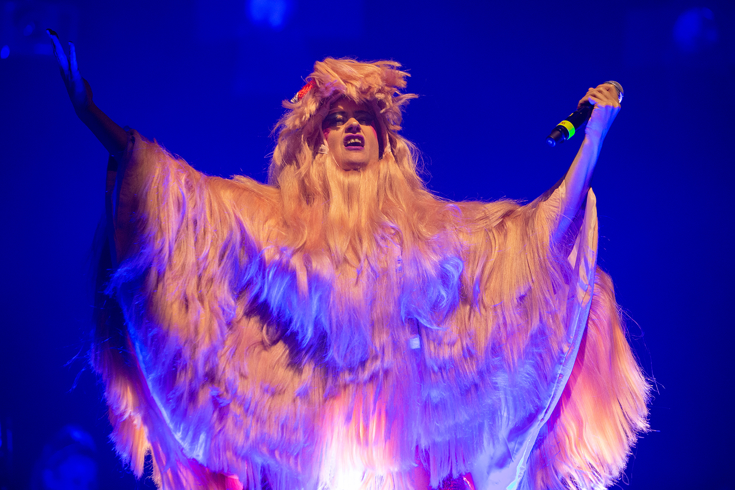 Peaches rfh 280819 burak cingi02