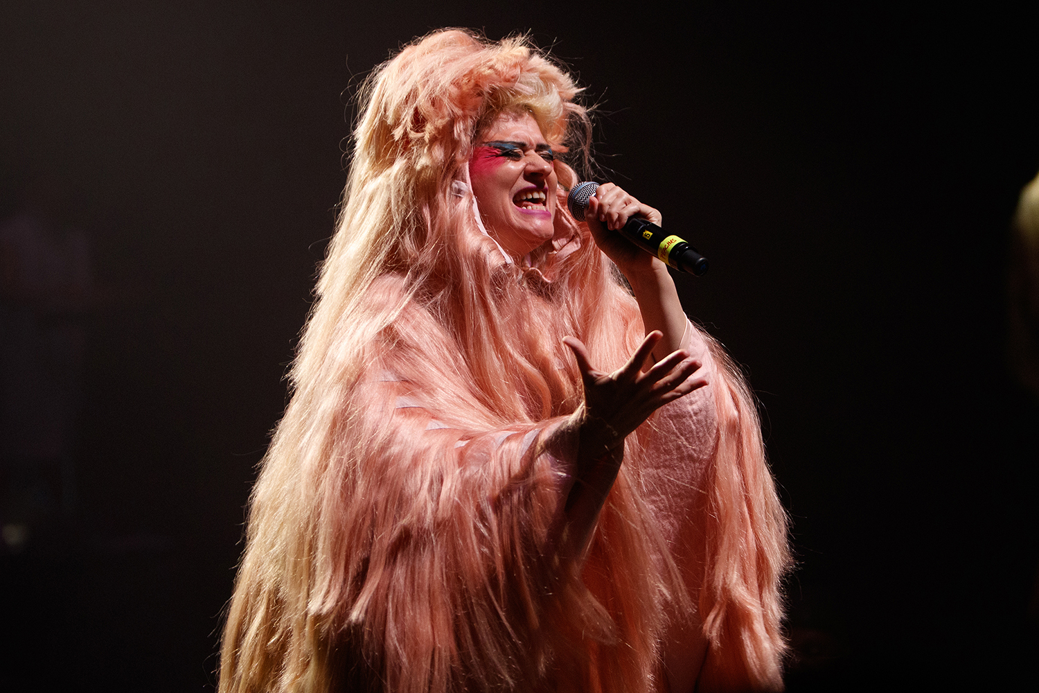 Peaches rfh 280819 burak cingi03