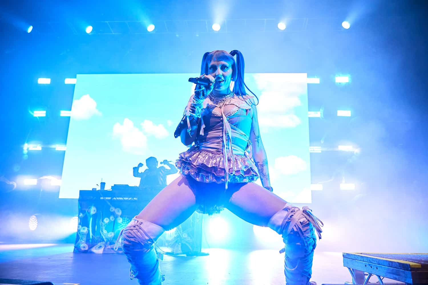 Lq ashnikko 071221 forum bc12