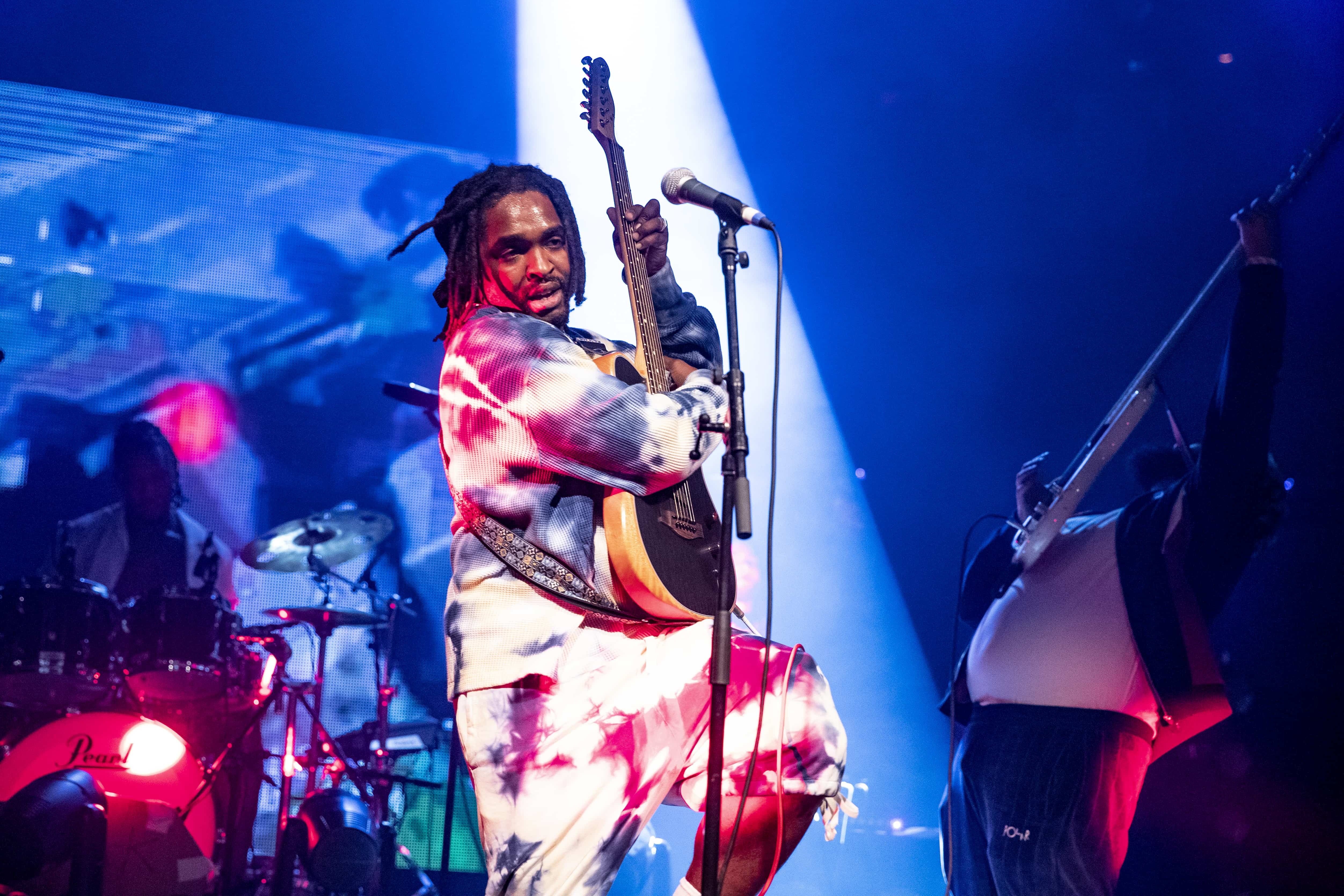 AN2 I6784 Roundhouse HAKBAKER Lloyd Winters