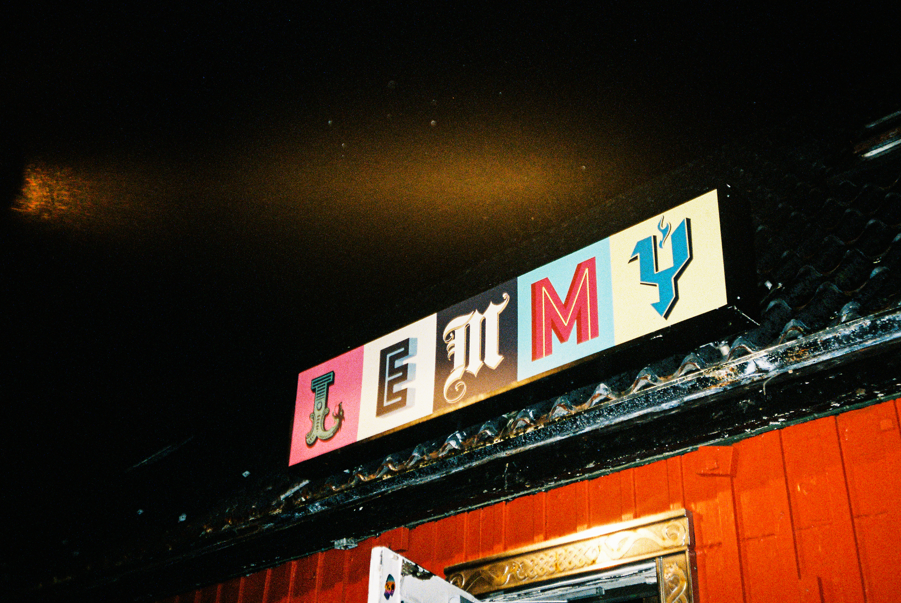 AIRWAVES PHOTO ESSAY 35mm 11