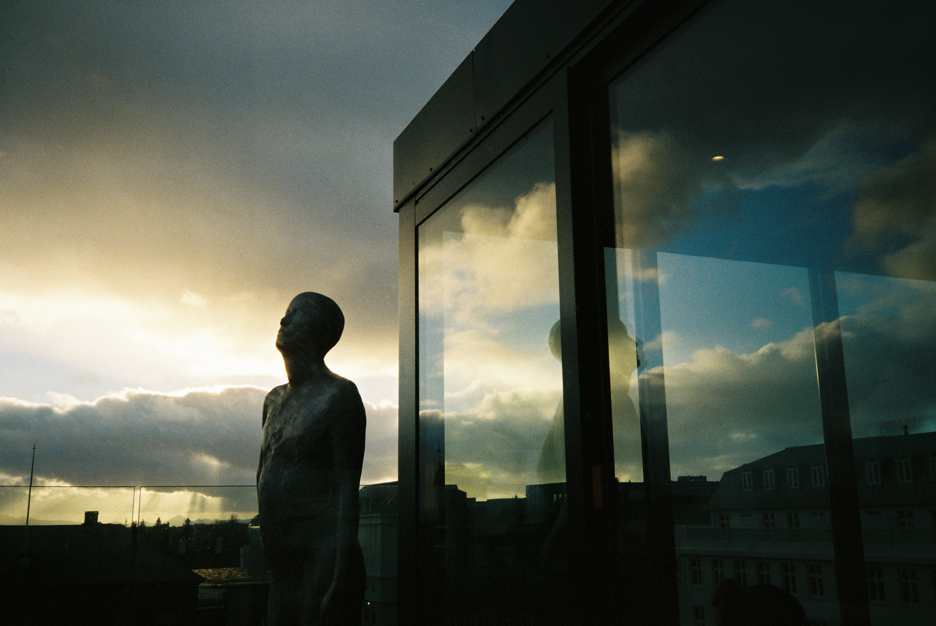 AIRWAVES PHOTO ESSAY 35mm 22