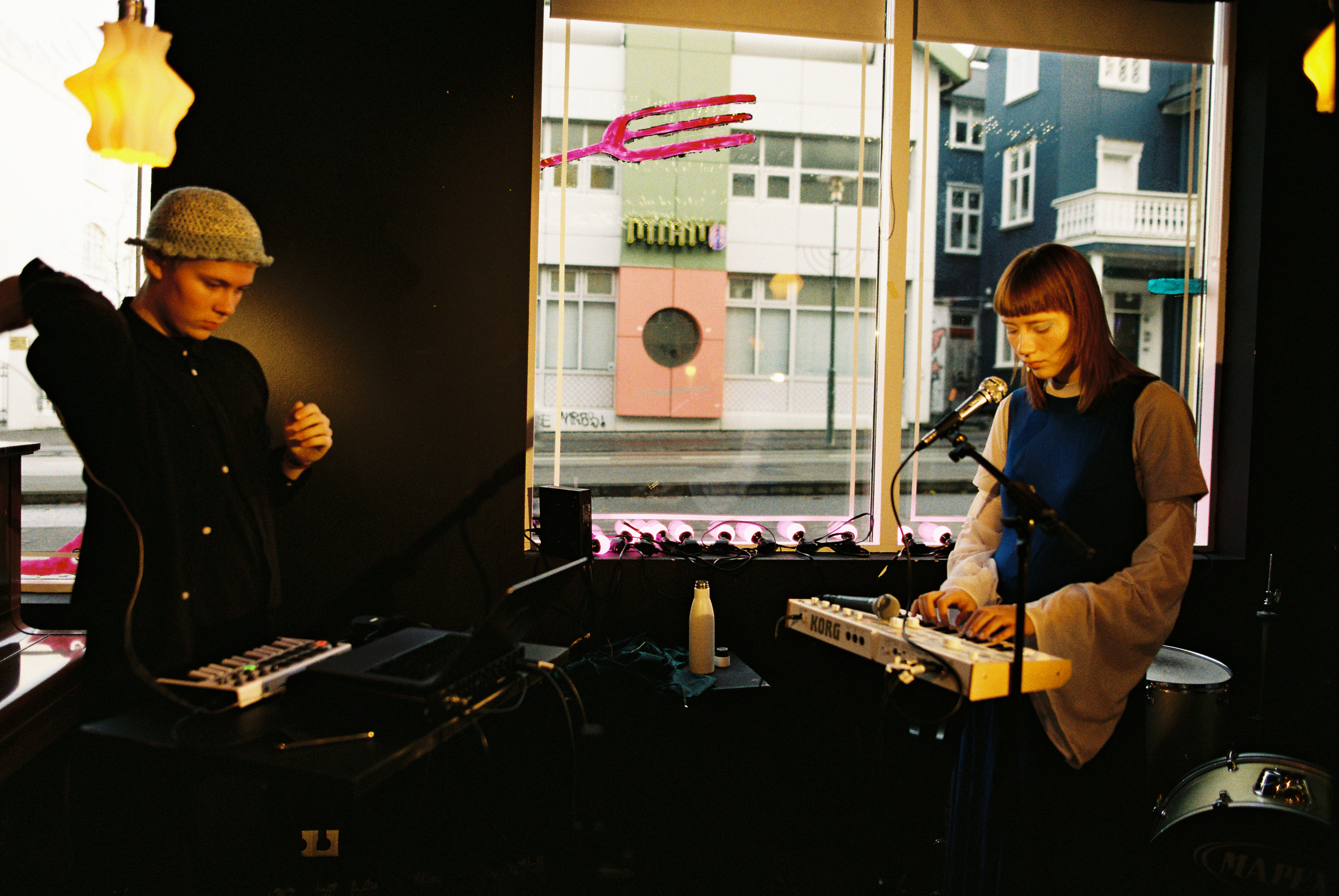 AIRWAVES PHOTO ESSAY 35mm 25