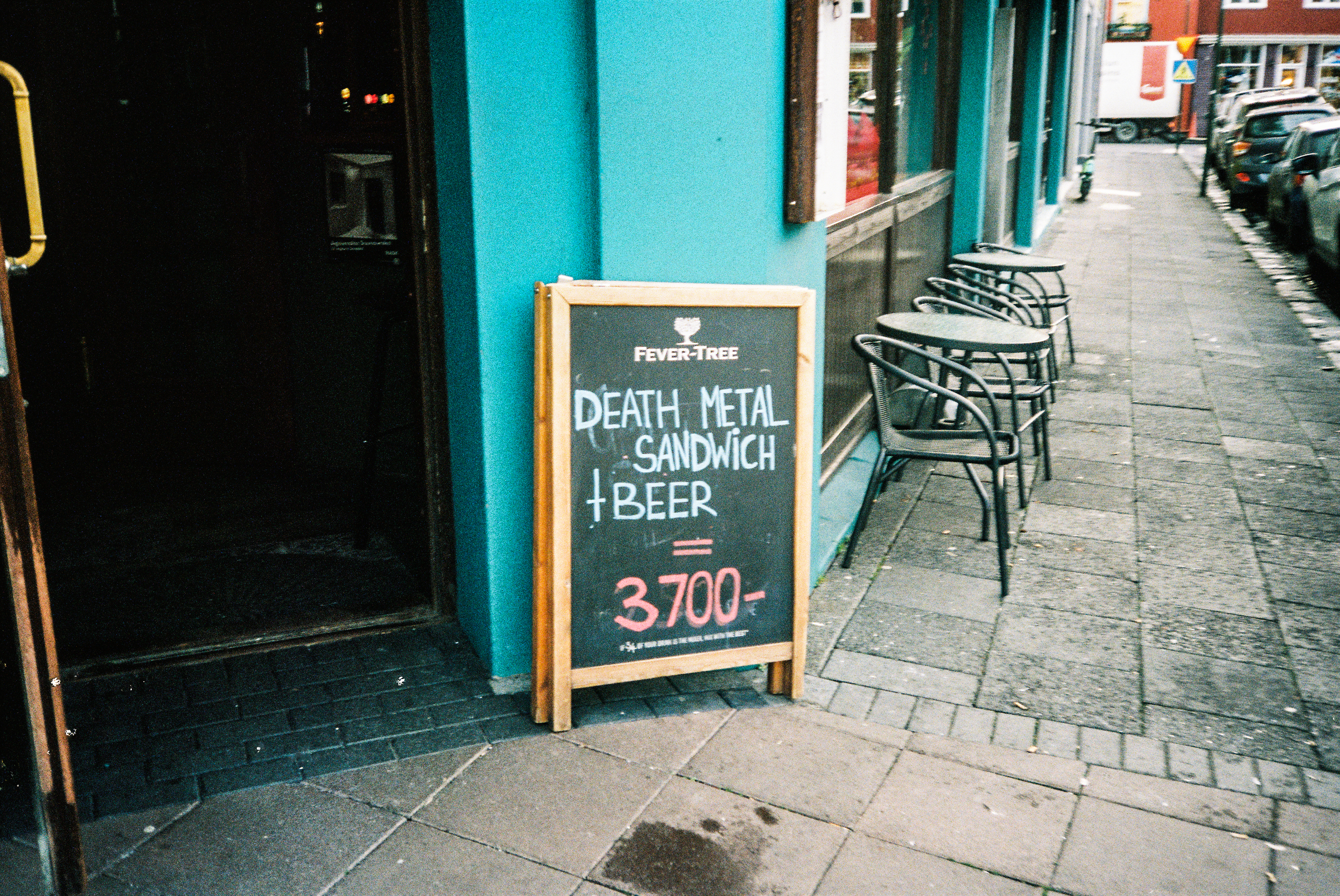 AIRWAVES PHOTO ESSAY 35mm 40