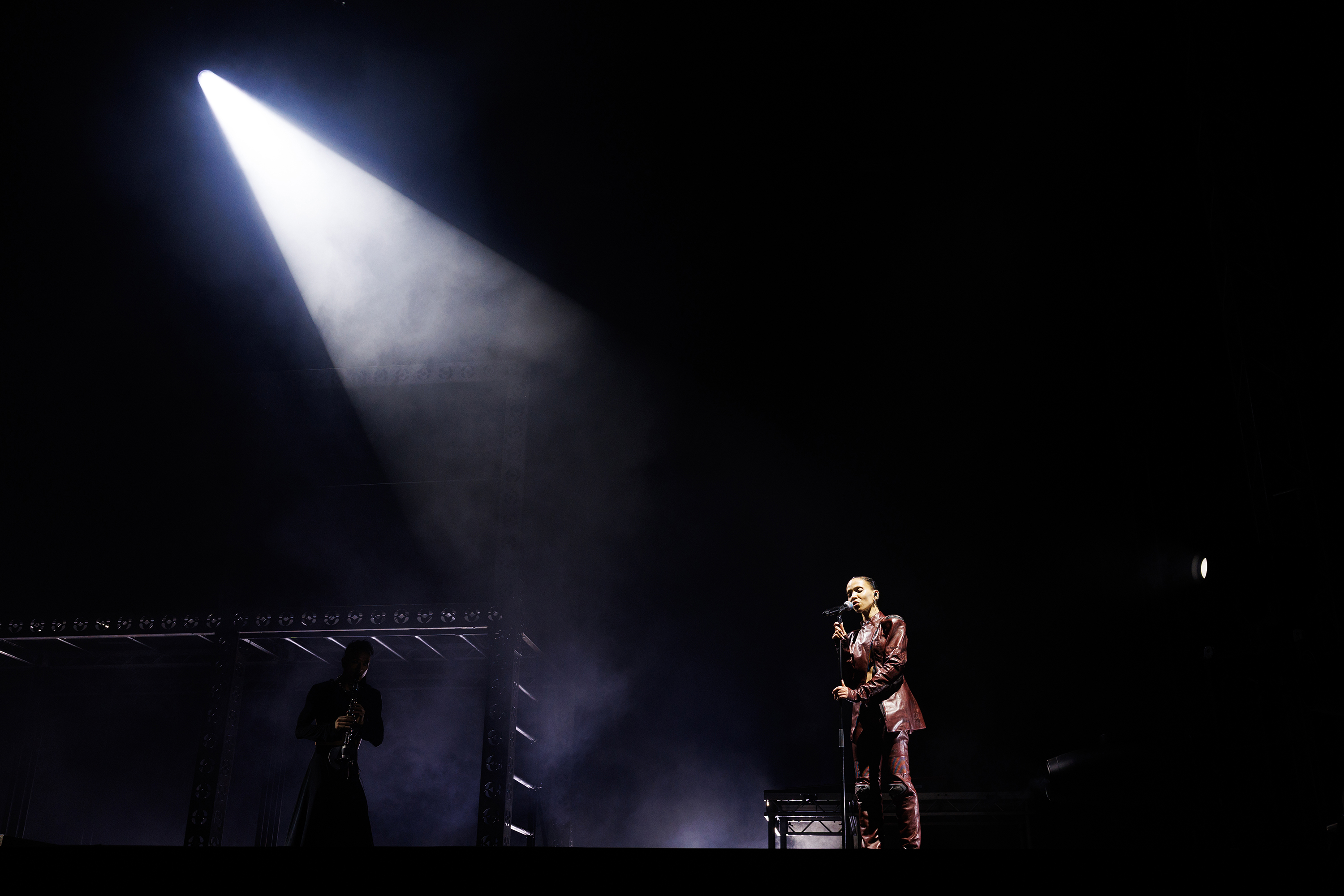 Fka twigs04 ape 2025 burak cingi