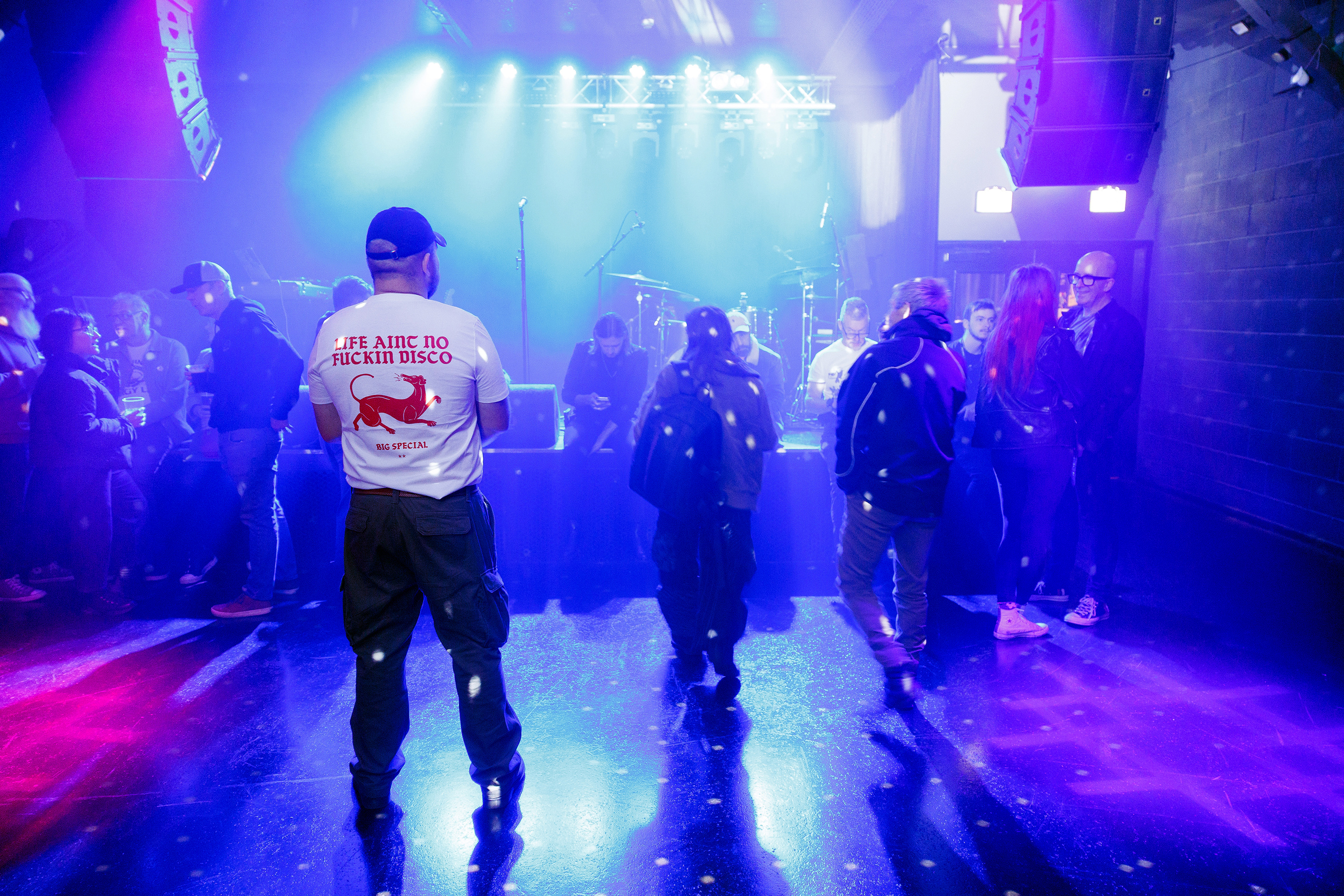 Big special oslo crowd burak01