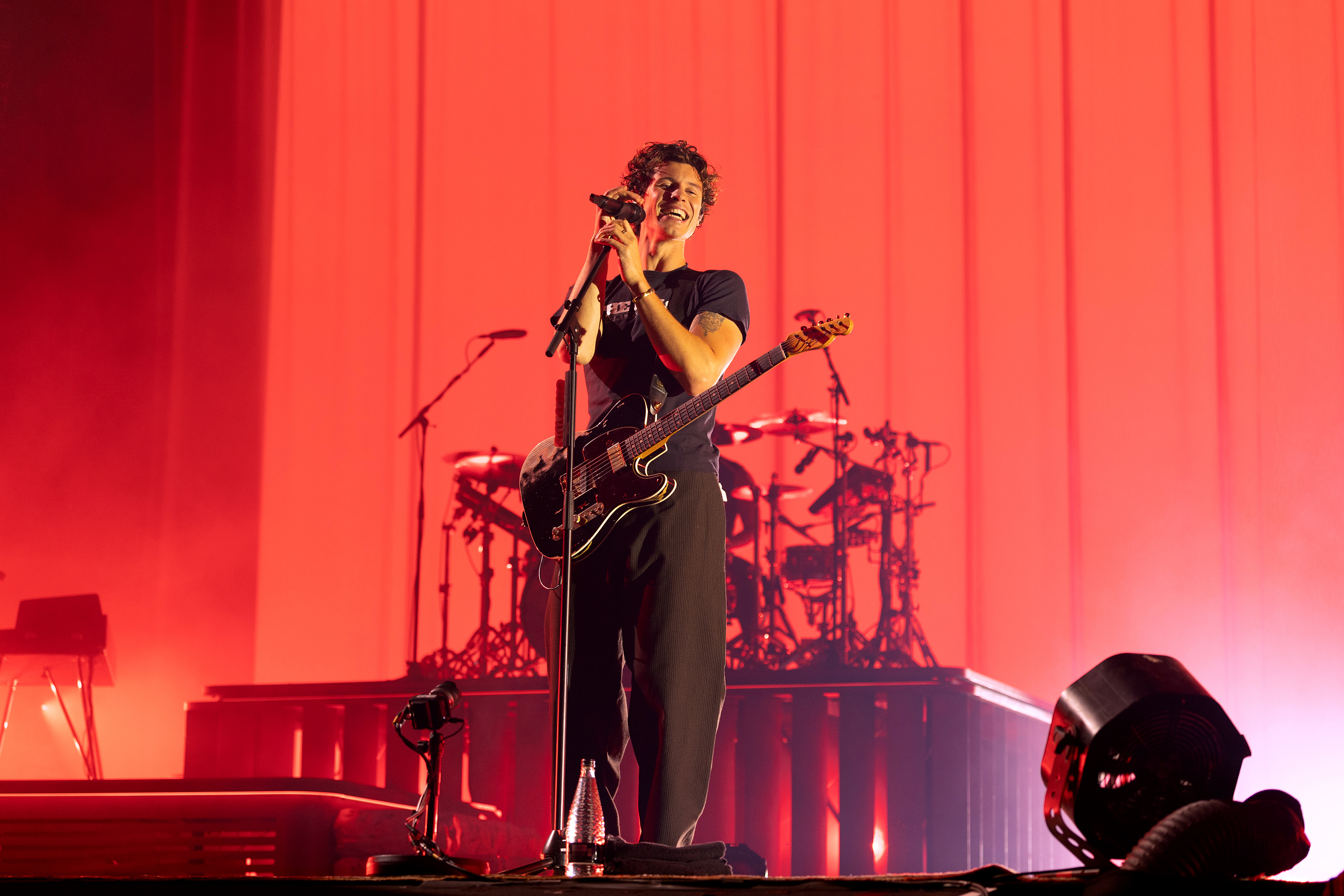 Shawn mendes o2 2025 burak cingi