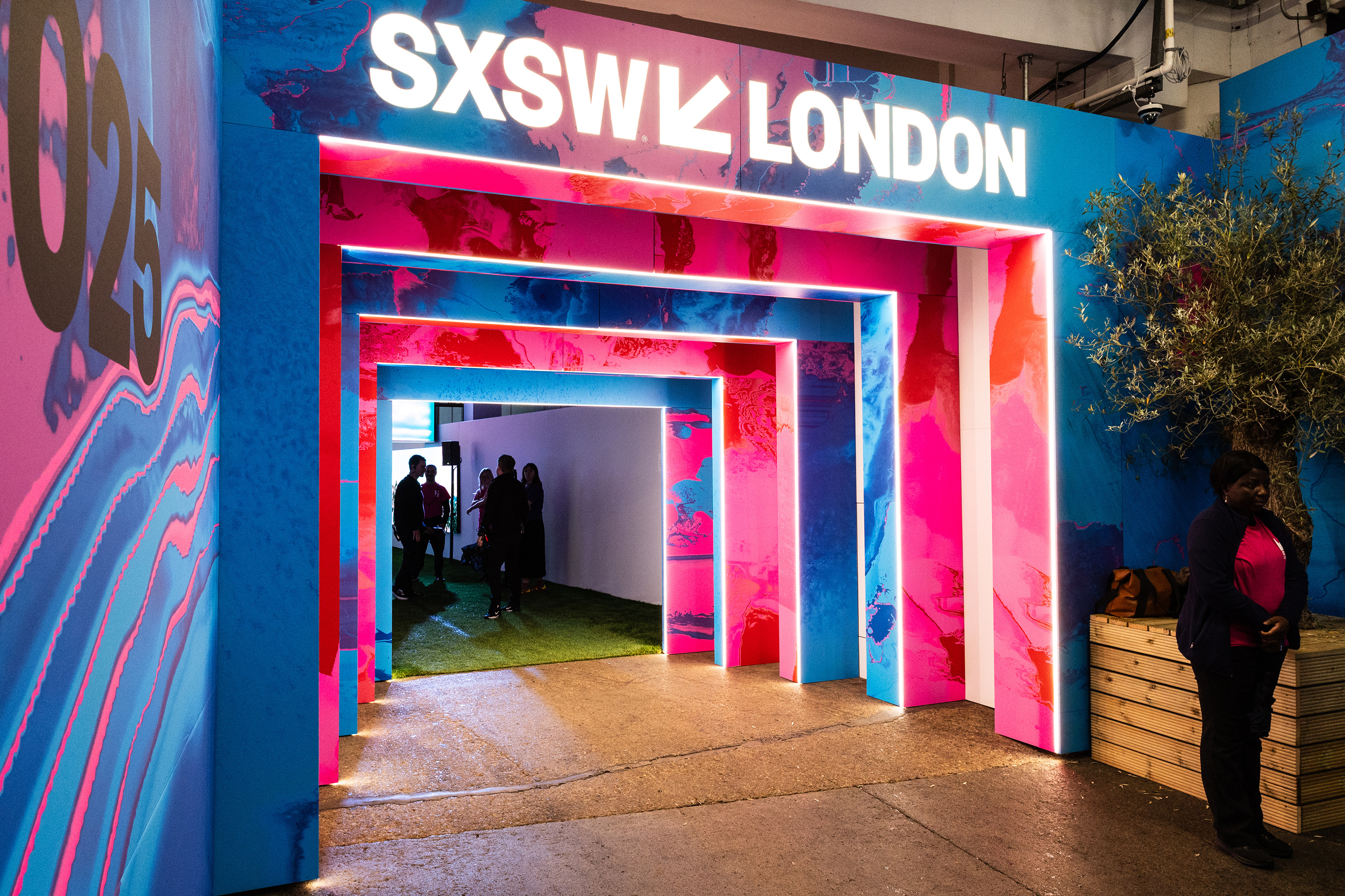 Sxsw exhibition burak cingi02