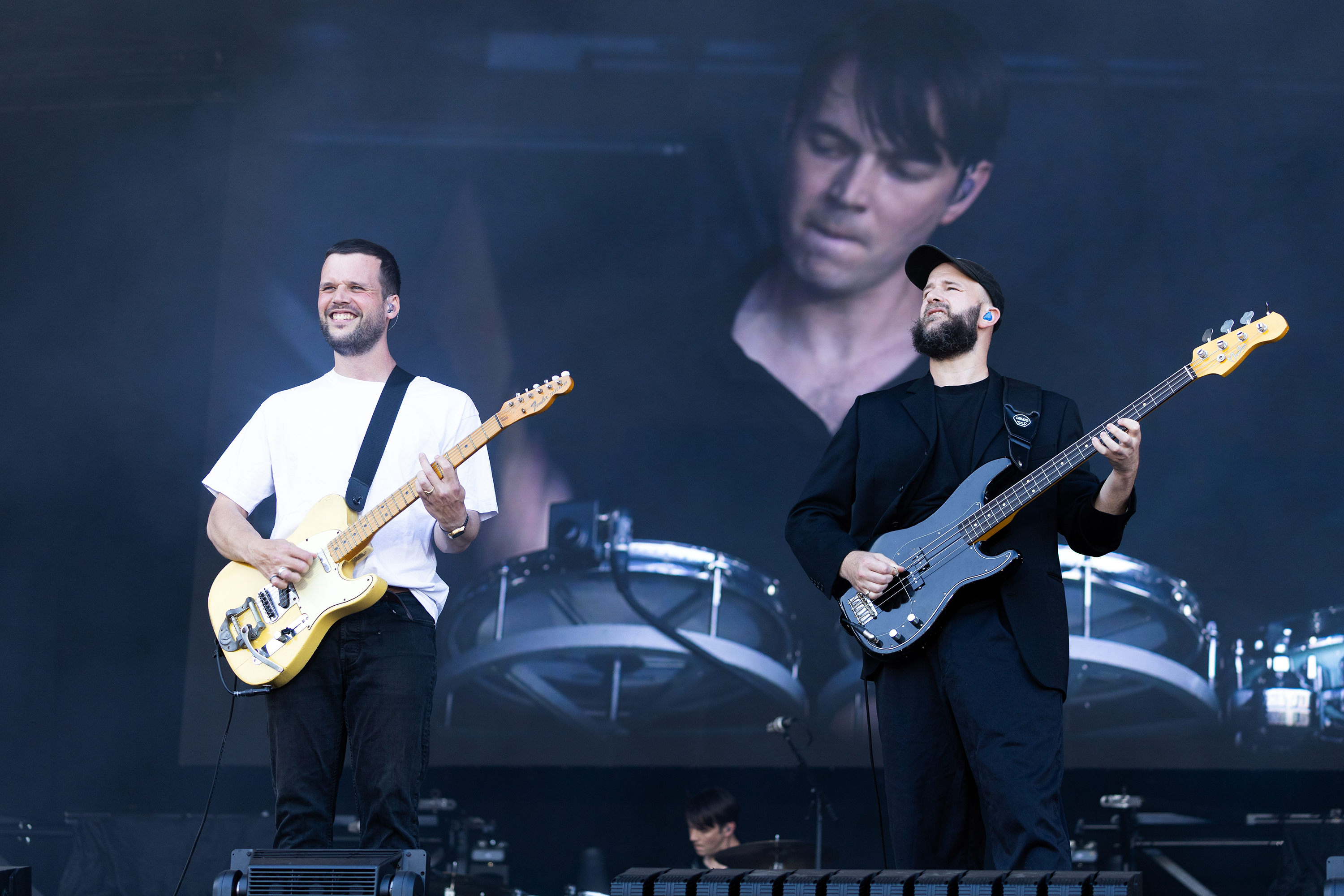 White lies gunnersbury 2025 burak cingi02