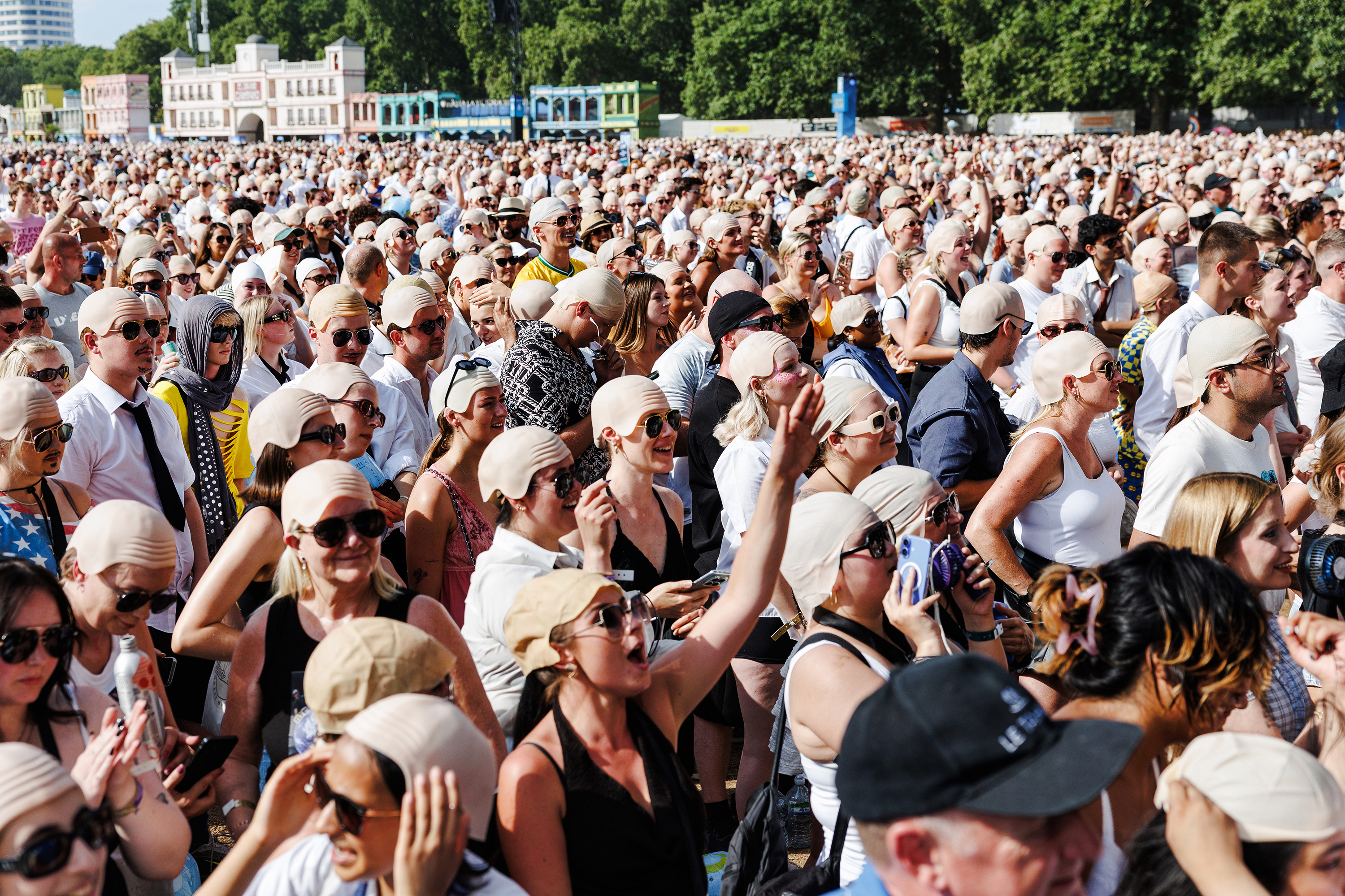 Crowd burak cingi02