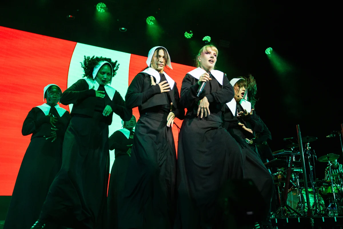 Self Esteem live in London